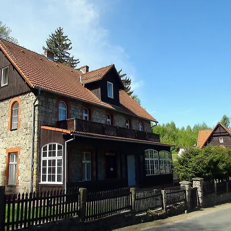 Smieszek Hostel *